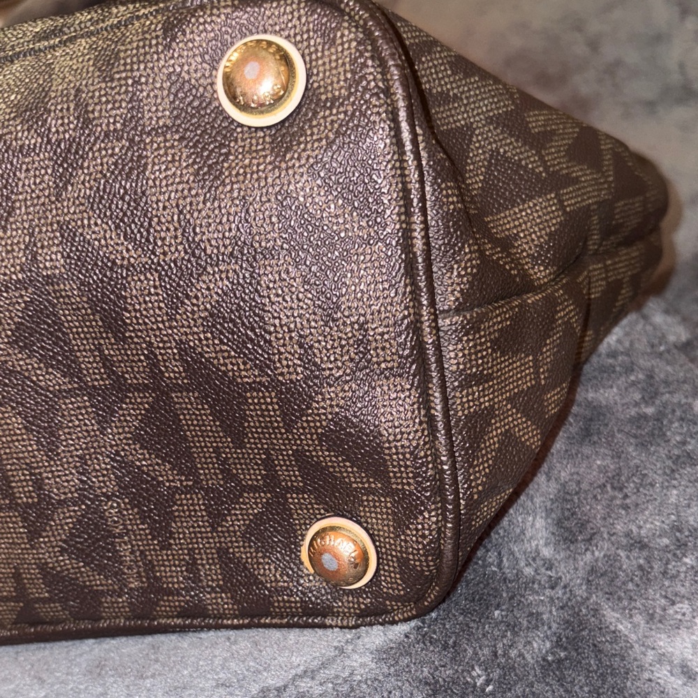 Michael Kors Dark Brown Monogram Tote - Picture 4 of 13